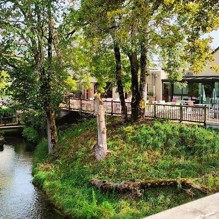 Meuble De Tourisme Au Coeur Du Village A Aramits , Haut Bearn エクステリア 写真