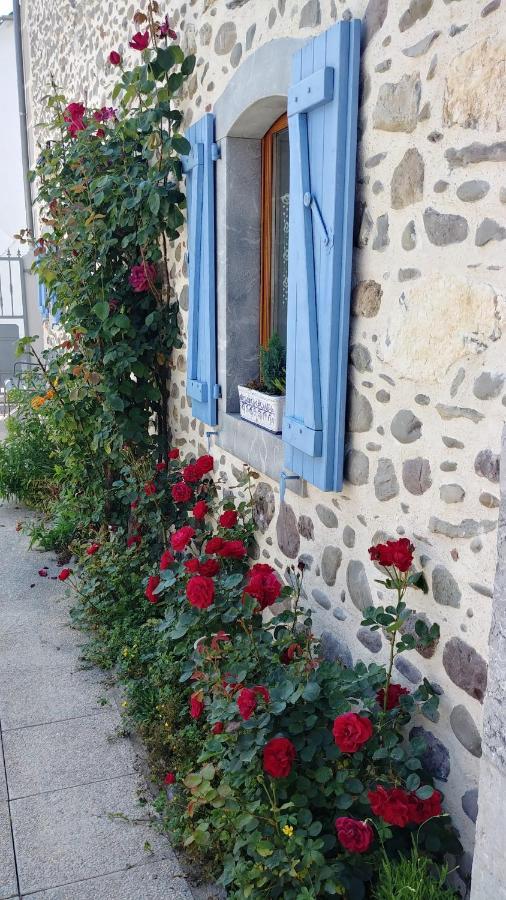 Meuble De Tourisme Au Coeur Du Village A Aramits , Haut Bearn エクステリア 写真